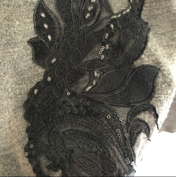 Anthro ANGEL of the NORTH gray sweater floral M - Picture 6 of 14